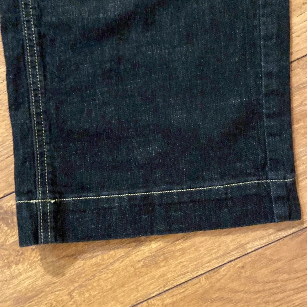 WHBM Blanc Black Crop Leg Jean - Picture 5 of 12